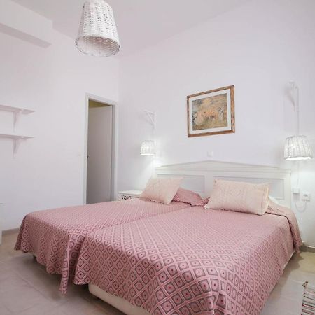 Villa With View Of Agios Ioannis And Pool With Jacuzzi Exterior photo