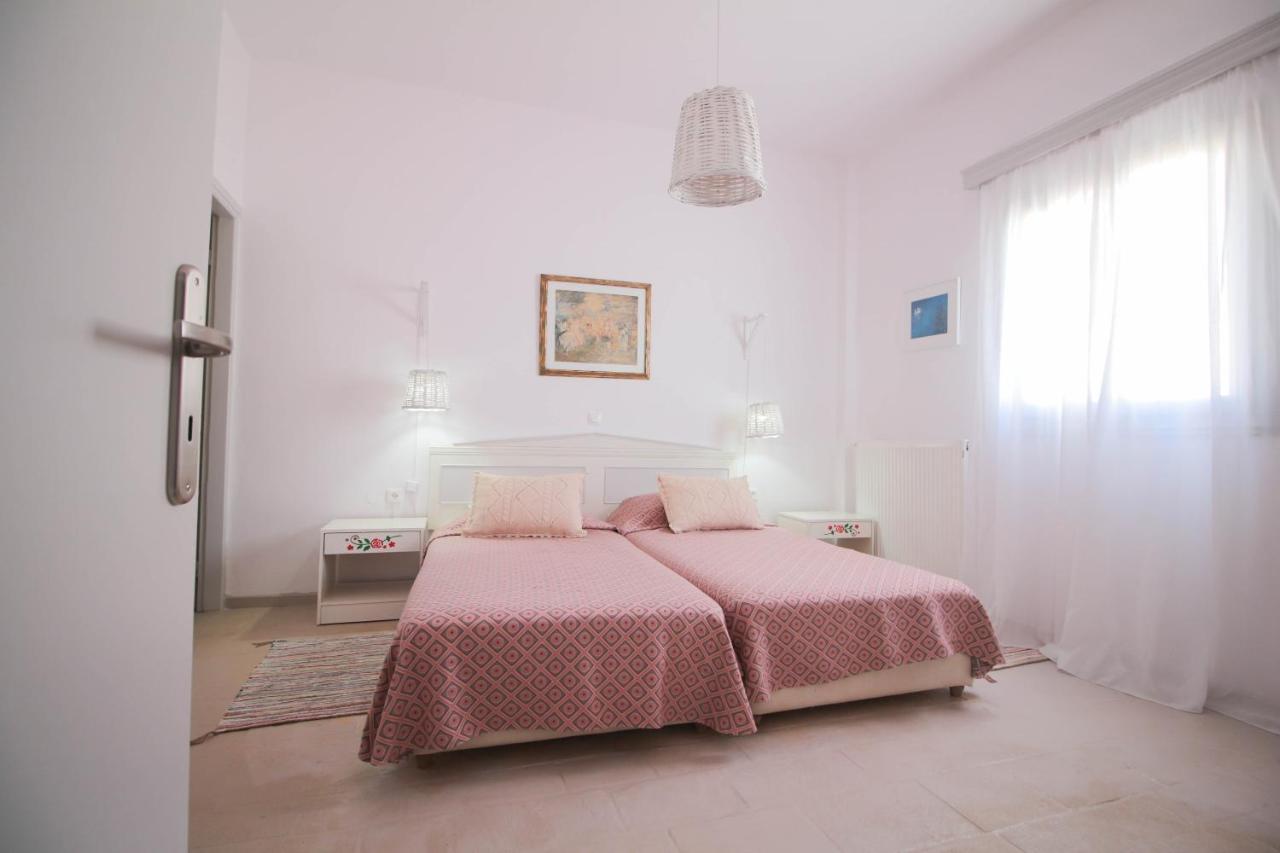 Villa With View Of Agios Ioannis And Pool With Jacuzzi Exterior photo