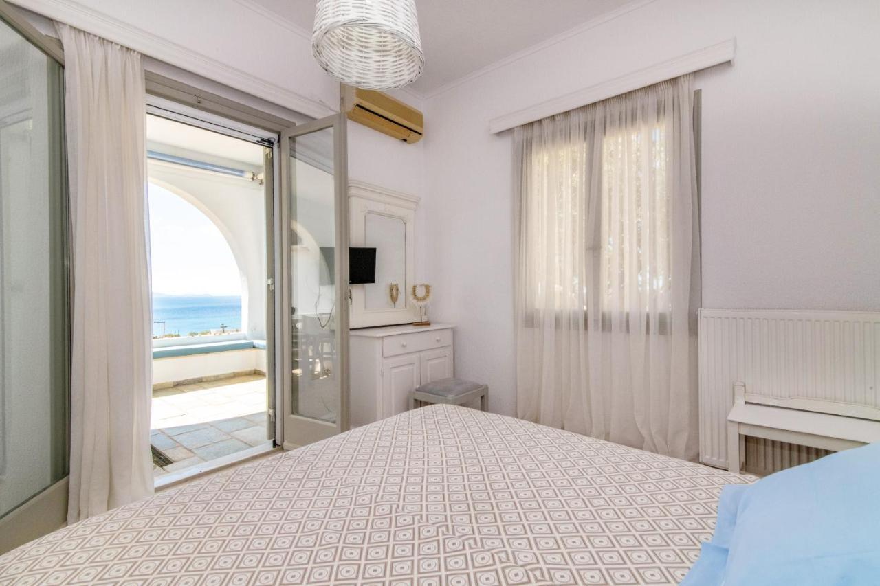 Villa With View Of Agios Ioannis And Pool With Jacuzzi Exterior photo